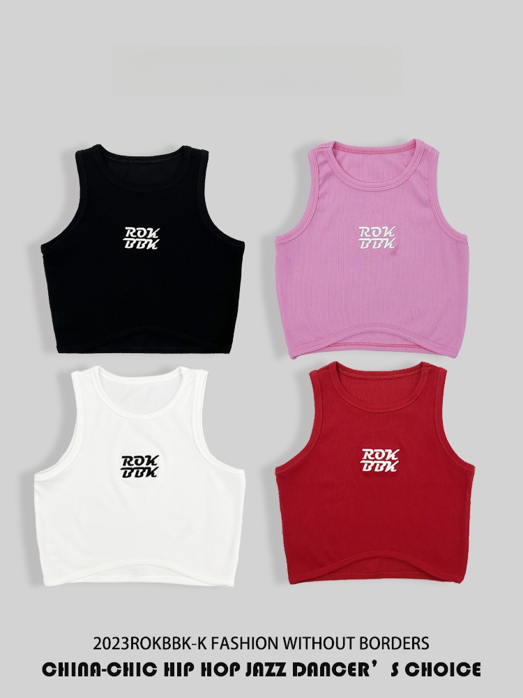Streetwear Brand With K - Kurzes Sportliches Crop Top ROKBBK-K Street